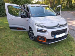 Beige Gebraucht 2019 Citroën Berlingo XTR Van / Kleinbus | 21.999 € (Fairer Preis)