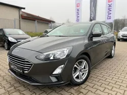 Grau Gebraucht 2022 Ford Focus Cool & Connect Kombi | 12.499 € (Fairer Preis)