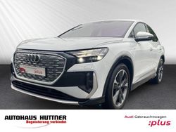Gletscherweiss (metallic) Gebraucht 2022 Audi e-tron SUV | 36.864 € (Fairer Preis)