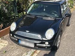 Schwarz Gebraucht 2007 Mini ONE Kleinwagen | 1.200 €