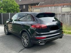 Schwarz Gebraucht 2017 Porsche Cayenne Platinum Edition SUV | 35.900 € (Fairer Preis)