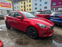 Rubinrot metallic Gebraucht 2015 Mazda 2 Center-Line Limousine | 7.700 € (Fairer Preis)