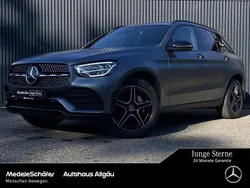 Grau Gebraucht 2021 Mercedes GLC400d AMG SUV | 46.930 € (Fairer Preis)