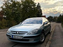 Grau Gebraucht 2003 Peugeot 607 Limousine | 1.900 € (Fairer Preis)
