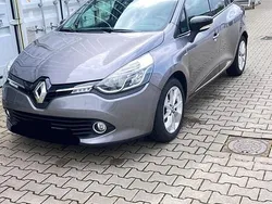 Grau Gebraucht 2015 Renault Clio GrandTour Kombi | 6.700 € (Fairer Preis)