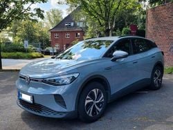 Grau Gebraucht 2023 VW ID.4 Pure SUV | 26.000 € (Fairer Preis)
