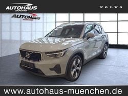Vapour grey / (metallic) Gebraucht 2023 Volvo XC40 Core SUV | 27.990 € (Guter Preis)