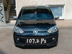 Schwarz Gebraucht 2015 VW up! CLUB Kleinwagen | 9.150 € (Etwas zu teuer)