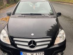 Schwarz Gebraucht 2010 Mercedes B160 Van / Kleinbus | 3.400 € (Guter Preis)
