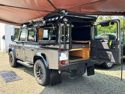 Grau Gebraucht 2015 Land Rover Defender SE SUV | 51.550 € (Fairer Preis)