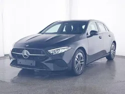 Schwarz Gebraucht 2024 Mercedes A180 Kleinwagen | 30.250 € (Fairer Preis)