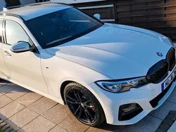 Weiß Gebraucht 2021 BMW 320 M Sport Kombi | 29.900 € (Guter Preis)