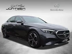 Grau Gebraucht 2023 Mercedes E220 Advanced Limousine | 46.888 € (Fairer Preis)