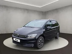 Deep black perleffekt Gebraucht 2021 VW Touran Active Van / Kleinbus | 23.450 € (Guter Preis)
