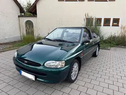 Grün Gebraucht 1997 Ford Escort Cabriolet Cabrio | 2.200 €