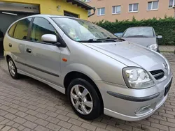 Silber Gebraucht 2005 Nissan Almera Tino Van / Kleinbus | 1.000 € (Fairer Preis)
