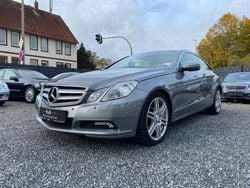 Silber Gebraucht 2009 Mercedes E500 Avantgarde Coupé | 15.490 € (Guter Preis)