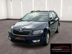 Blau Gebraucht 2014 Skoda Octavia Ambition Kombi | 11.990 € (Teuer)