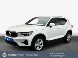 Weiß Gebraucht 2024 Volvo XC40 Core SUV | 34.990 € (Guter Preis)