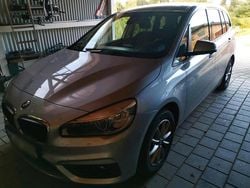 Silber Gebraucht 2015 BMW 218 Gran Tourer Van / Kleinbus | 12.500 € (Guter Preis)