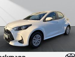 Weiß Gebraucht 2024 Toyota Yaris Hybrid Business Edition Limousine | 20.990 €