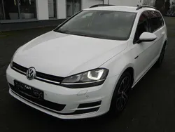 Pure white Gebraucht 2016 VW Golf VII LOUNGE Kombi | 7.900 € (Guter Preis)