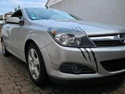 Silber Gebraucht 2008 Opel Astra Cabriolet Cabrio | 2.200 € (Guter Preis)