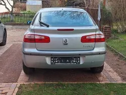 Silber Gebraucht 2003 Renault Laguna II Expression Limousine | 3.100 € (Etwas zu teuer)