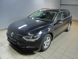 Schwarz Gebraucht 2016 VW Passat Comfortline Kombi | 12.900 € (Guter Preis)