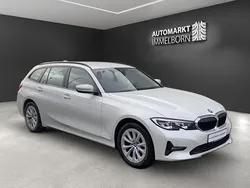 Weiß Gebraucht 2022 BMW 320 Sport Line Kombi | 27.480 € (Superpreis)