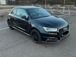 Schwarz Gebraucht 2017 Audi A1 S-Line Kleinwagen | 15.000 € (Fairer Preis)
