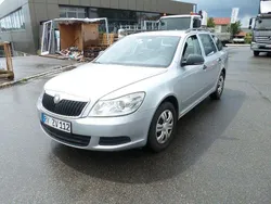Silber Gebraucht 2010 Skoda Octavia Classic Kombi | 2.250 € (Guter Preis)