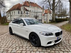Weiß Gebraucht 2011 BMW 525 M Sport Limousine | 16.999 € (Teuer)