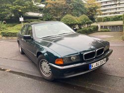 Grün Gebraucht 1997 BMW 740L Limousine | 11.000 € (Etwas zu teuer)
