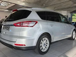 Silber Gebraucht 2017 Ford S-MAX Titanium Van / Kleinbus | 19.900 € (Fairer Preis)