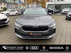 (graphite grau metallic) Gebraucht 2025 Skoda Superb Selection Kombi | 39.980 € (Superpreis)