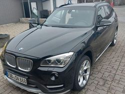 Schwarz Gebraucht 2015 BMW X1 xLine SUV | 11.400 € (Guter Preis)