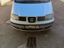 Silber Gebraucht 2005 Seat Alhambra Reference Van / Kleinbus | 1.750 € (Fairer Preis)