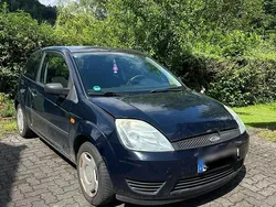 Blau Gebraucht 2005 Ford Fiesta Kleinwagen | 500 € (Guter Preis)