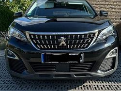 Schwarz Gebraucht 2017 Peugeot 3008 Active SUV | 11.600 € (Etwas zu teuer)