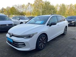 Oryxweiß perlmutteffekt Gebraucht 2024 VW Golf VIII Goal Kombi | 29.990 € (Superpreis)