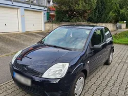 Blau Gebraucht 2005 Ford Fiesta Kleinwagen | 1.600 € (Fairer Preis)