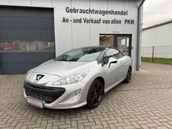 Grau Gebraucht 2010 Peugeot 308 CC Platinum Cabrio | 6.600 € (Teuer)
