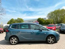 Blau Gebraucht 2014 Opel Zafira Van / Kleinbus | 8.000 € (Fairer Preis)