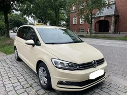 Beige Gebraucht 2020 VW Touran Van / Kleinbus | 11.350 € (Superpreis)