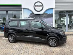 Schwarz Gebraucht 2021 Peugeot Rifter Allure Van / Kleinbus | 20.891 € (Etwas zu teuer)