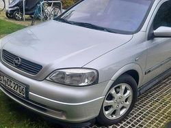 Silber Gebraucht 2001 Opel Astra Selection Limousine | 2.200 € (Fairer Preis)