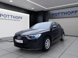 Mythosschwarz metallic Gebraucht 2024 Audi A1 Sportback Ambiente Kleinwagen | 21.450 € (Guter Preis)