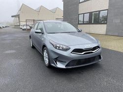 Experience grün (grün) Neu 2024 Kia Ceed Comfort Limousine | 20.690 € (Guter Preis)