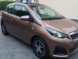 Braun Gebraucht 2014 Peugeot 108 Kleinwagen | 4.000 €